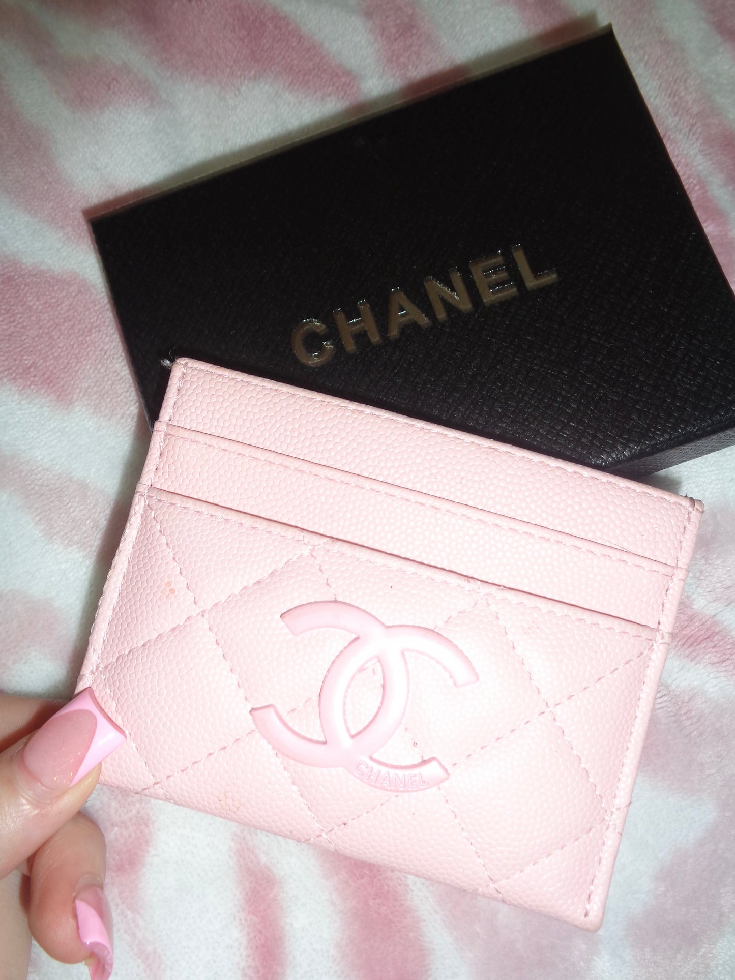 Double C card holder ๐ฃฒโ