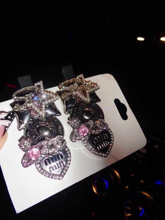 Ready to ship 🎀 junk hair clips